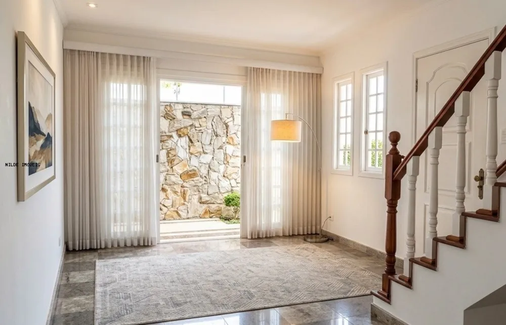 Sobrado, 3 quartos, 200 m² - Foto 1