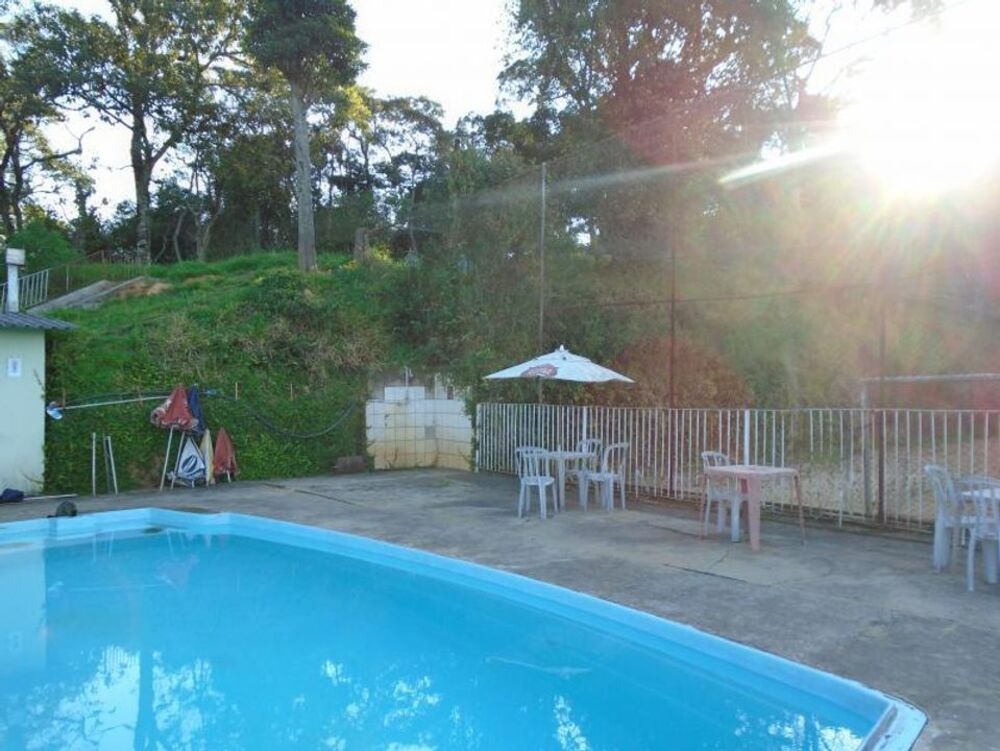 Chácara à venda com 2 quartos, 150m² - Foto 4