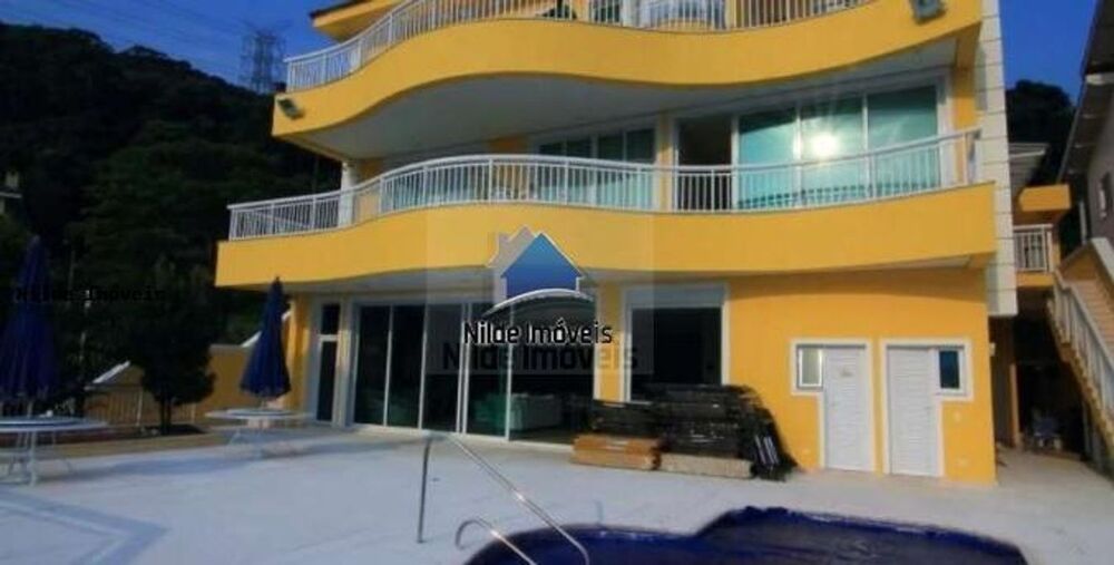 Casa de Condomínio à venda com 4 quartos, 1300m² - Foto 4