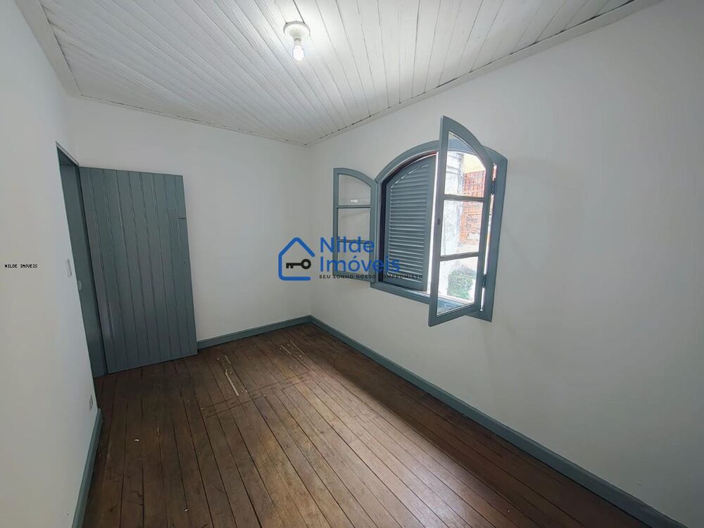 Sobrado à venda com 2 quartos, 60m² - Foto 2