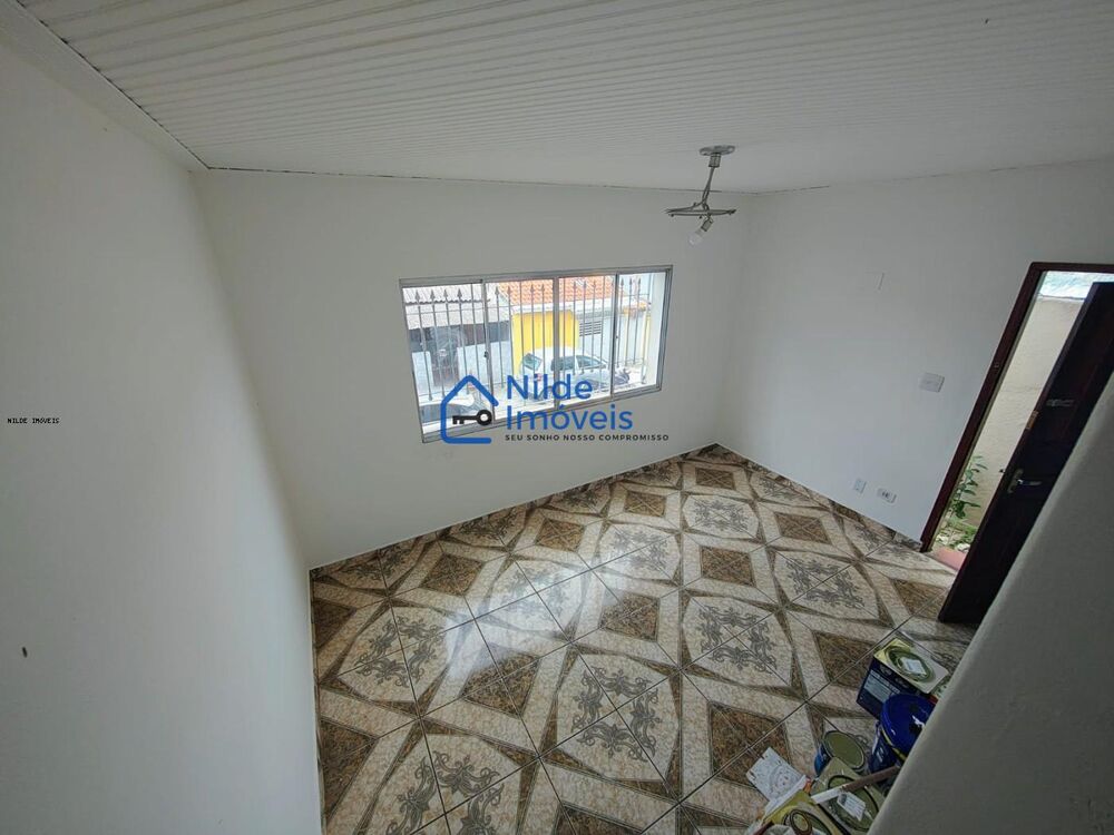 Sobrado à venda com 2 quartos, 60m² - Foto 1