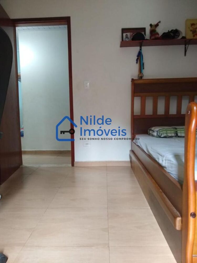 Sobrado, 3 quartos, 230 m² - Foto 2