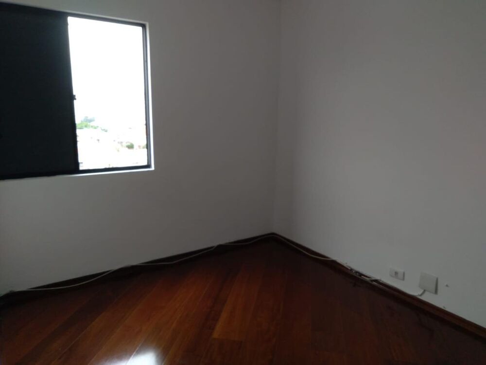 Apartamento para alugar com 2 quartos, 72m² - Foto 2