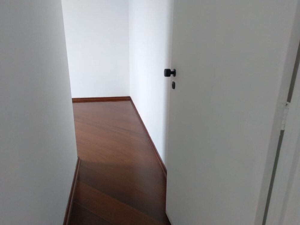 Apartamento para alugar com 2 quartos, 72m² - Foto 3