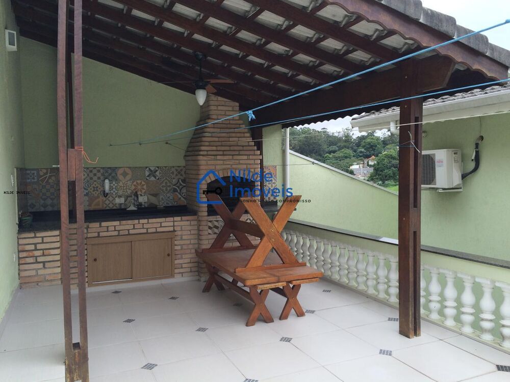 Sobrado, 3 quartos, 200 m² - Foto 2