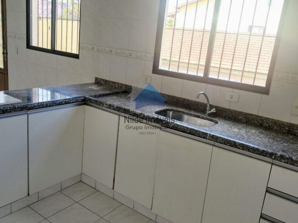 Sobrado, 3 quartos, 250 m² - Foto 1