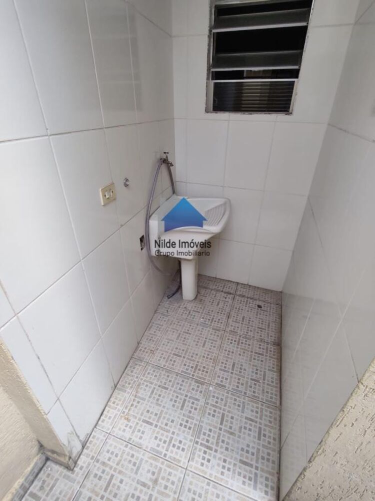 Casa para alugar com 1 quarto, 20m² - Foto 7