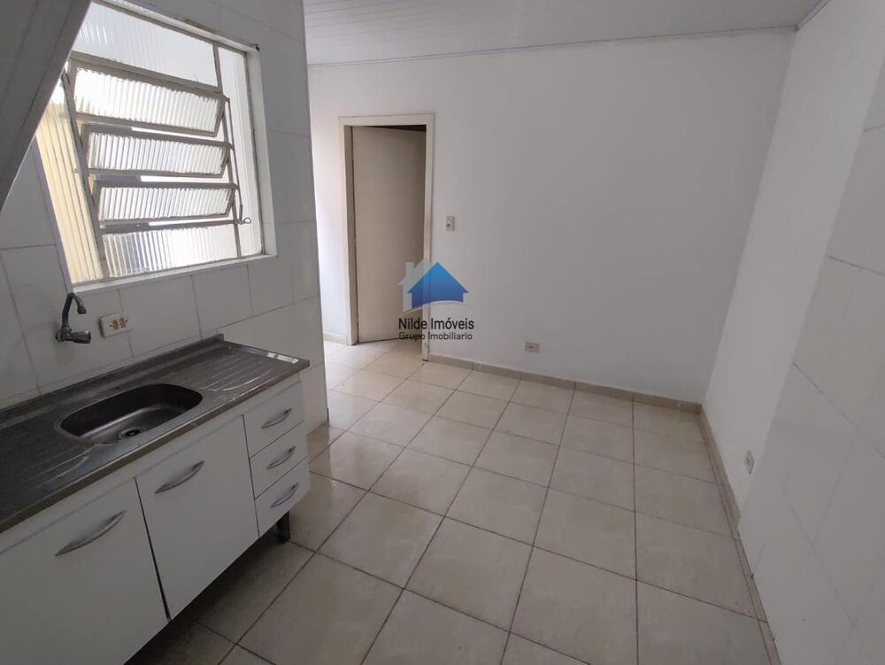 Casa para alugar com 1 quarto, 20m² - Foto 1