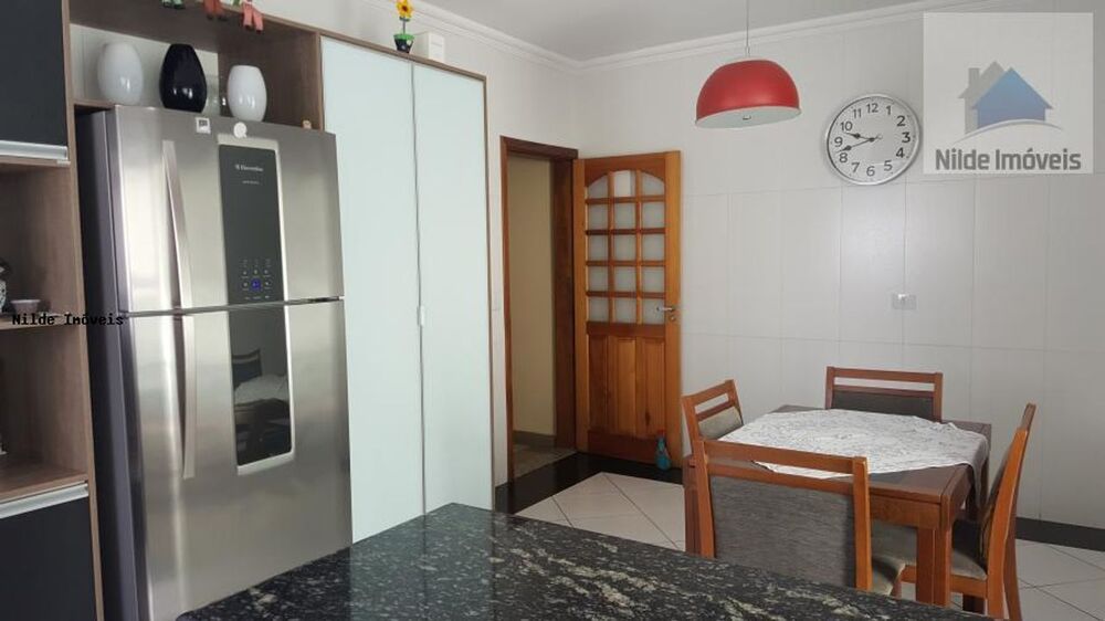 Sobrado, 5 quartos, 330 m² - Foto 2