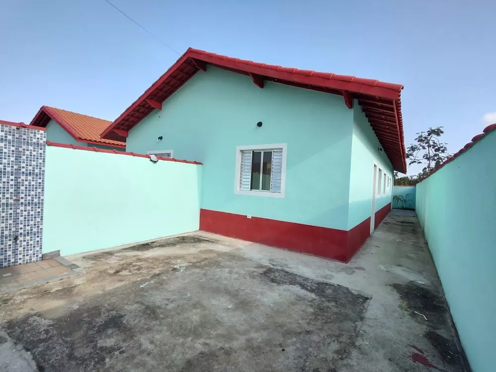 Casa à venda com 2 quartos, 50m² - Foto 1