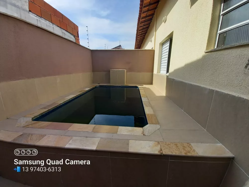 Casa à venda com 2 quartos, 42m² - Foto 1