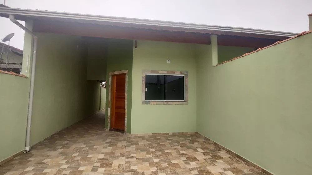 Casa à venda com 2 quartos, 60m² - Foto 4