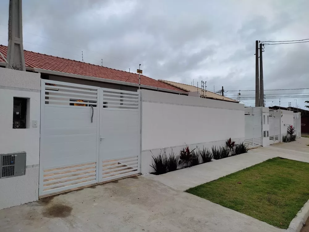 Casa à venda com 2 quartos, 75m² - Foto 2