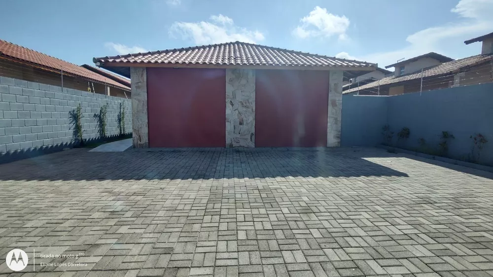 Casa à venda com 2 quartos, 49m² - Foto 1