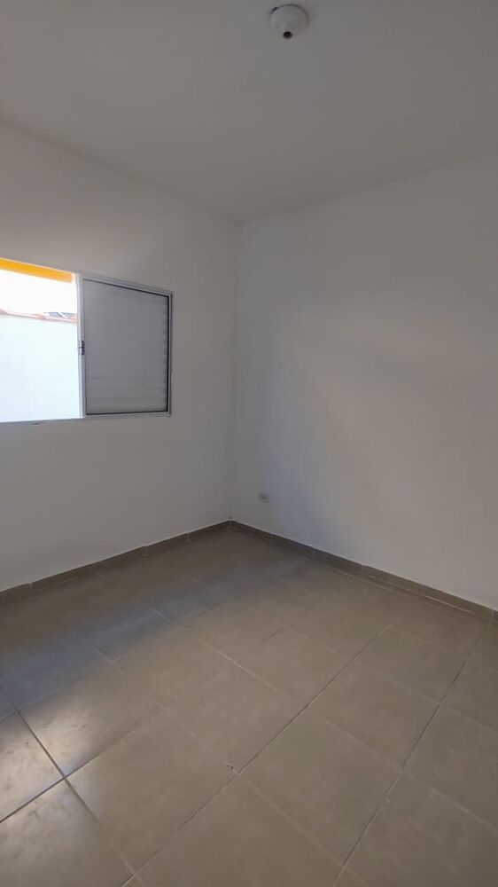 Casa à venda com 2 quartos, 65m² - Foto 6