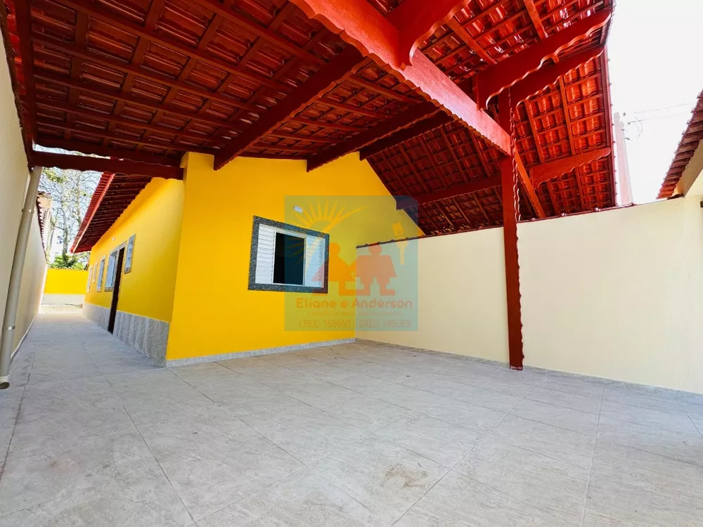 Casa à venda com 2 quartos, 125m² - Foto 2