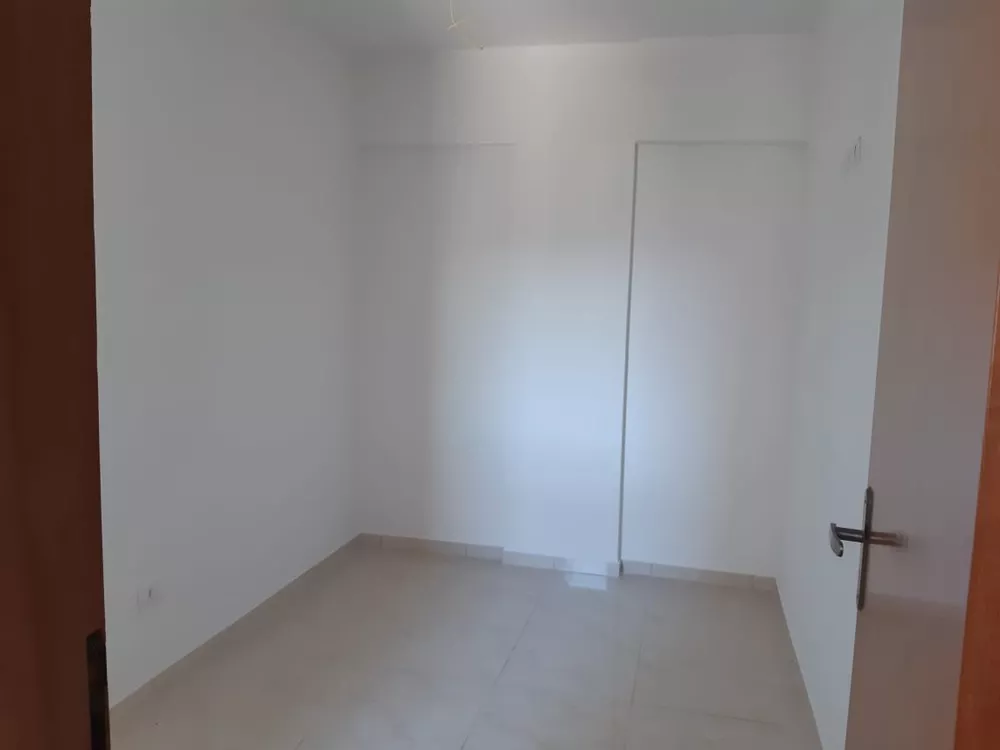 Apartamento à venda com 2 quartos, 46m² - Foto 3