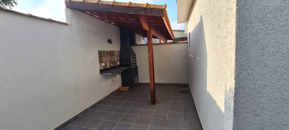 Casa à venda com 2 quartos, 150m² - Foto 2