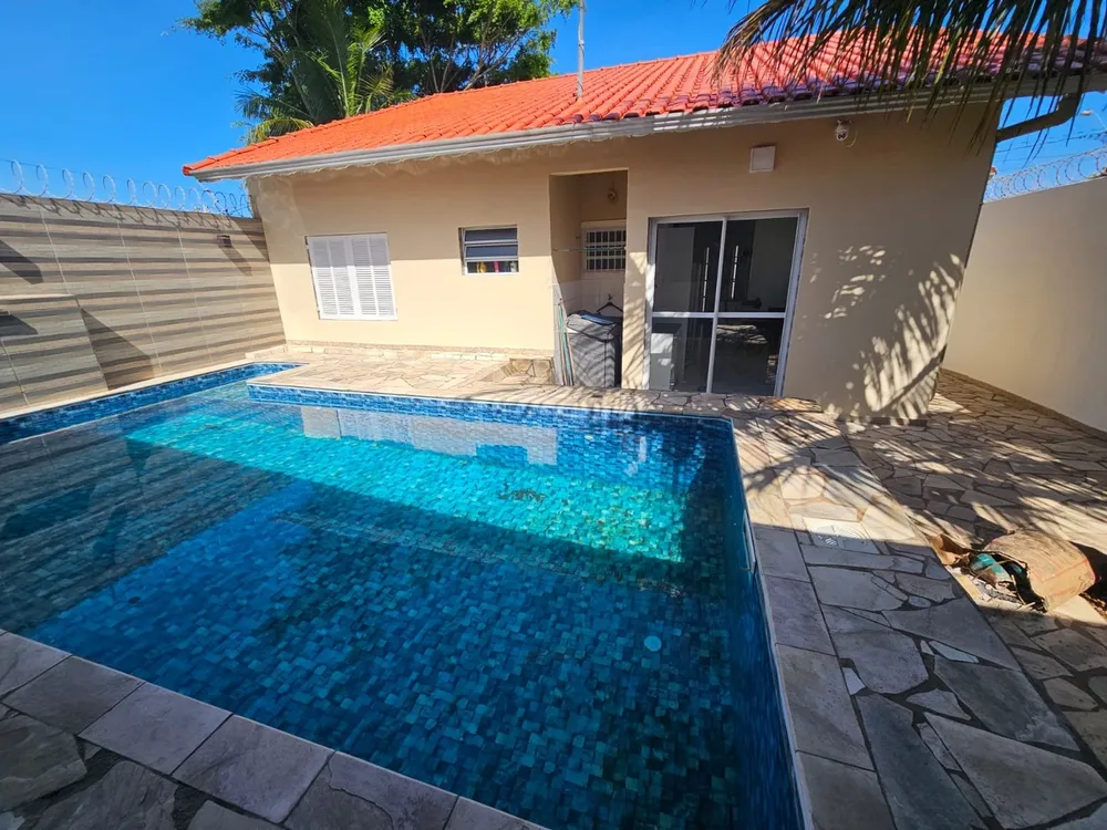 Casa, 3 quartos, 130 m² - Foto 1