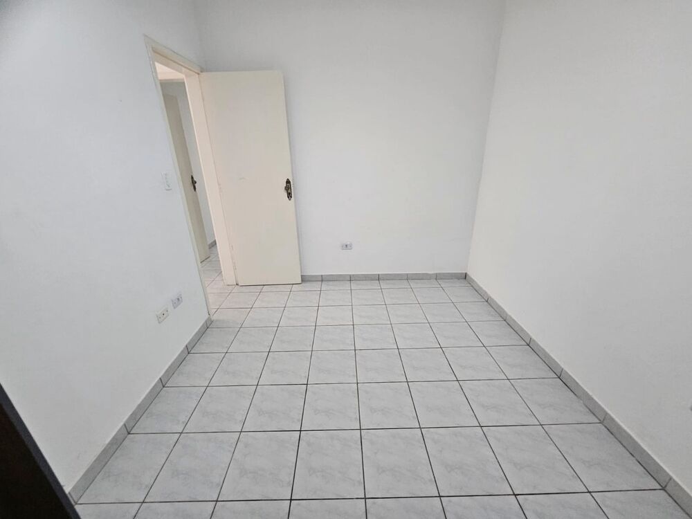 Casa à venda com 3 quartos, 130m² - Foto 1