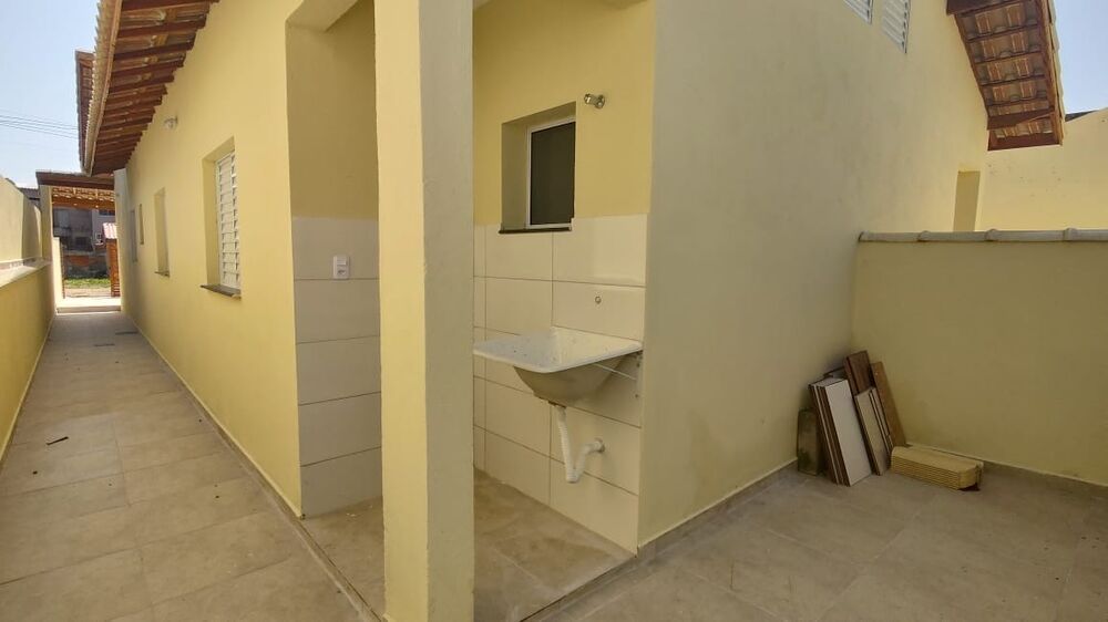Casa, 2 quartos, 64 m² - Foto 1