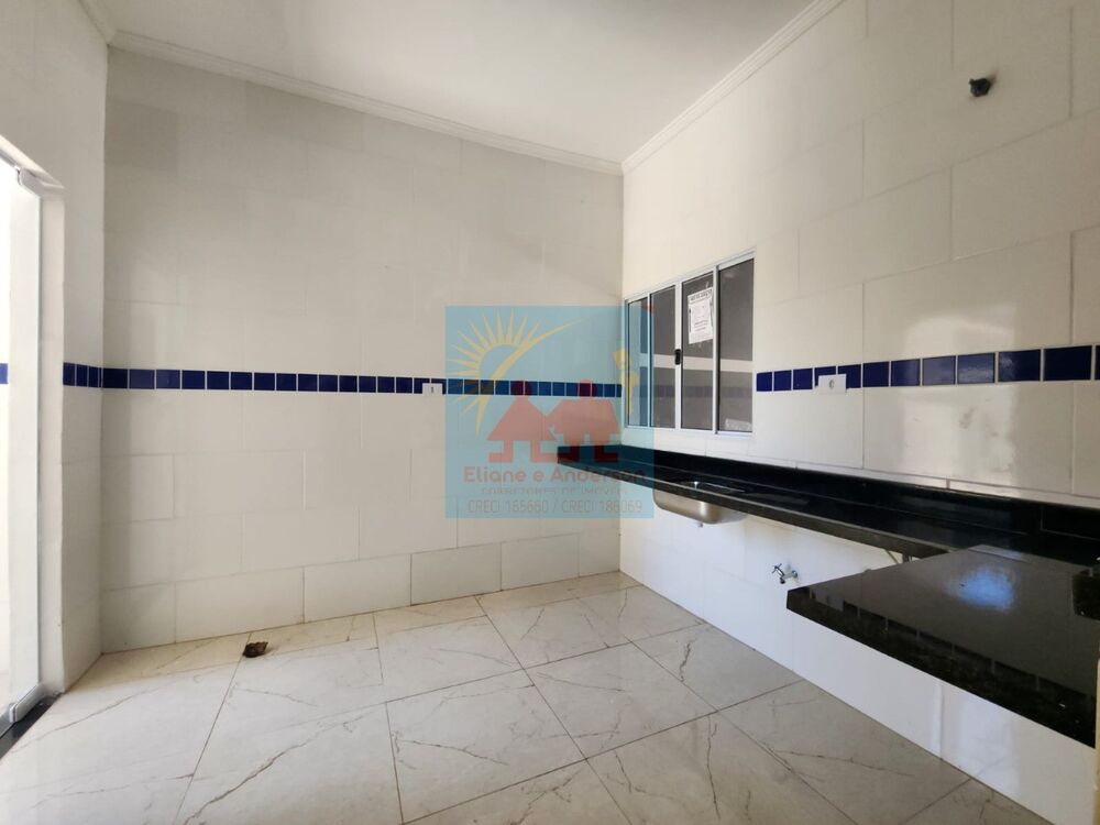 Casa à venda com 2 quartos, 69m² - Foto 6