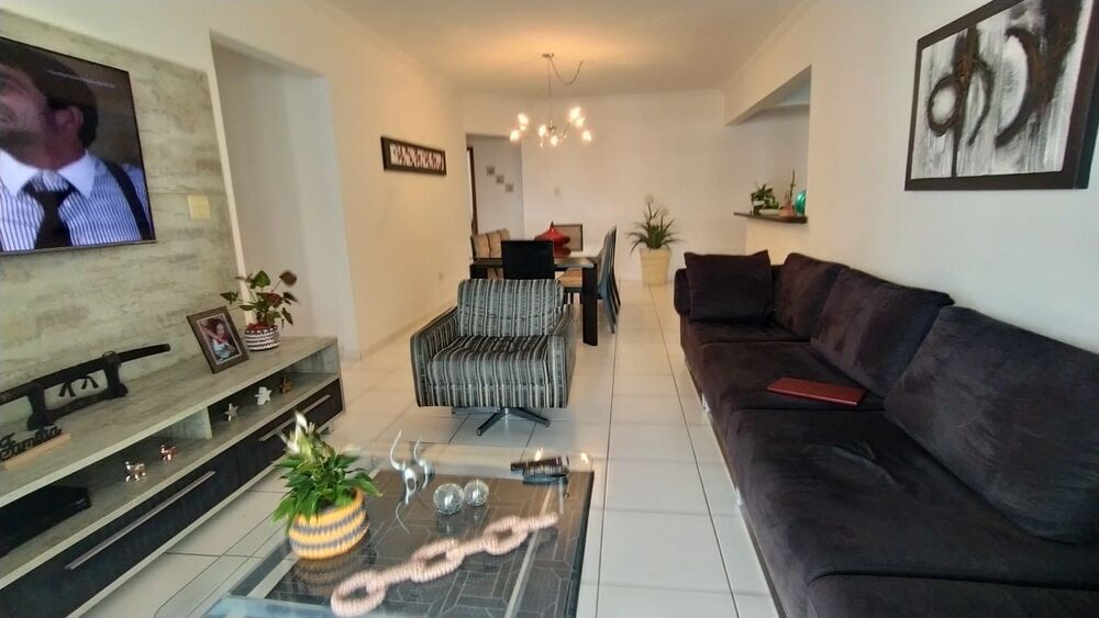 Apartamento, 3 quartos, 130 m² - Foto 1