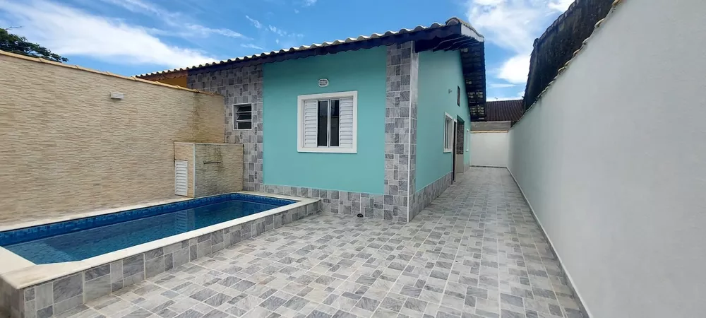 Casa à venda com 2 quartos, 60m² - Foto 1