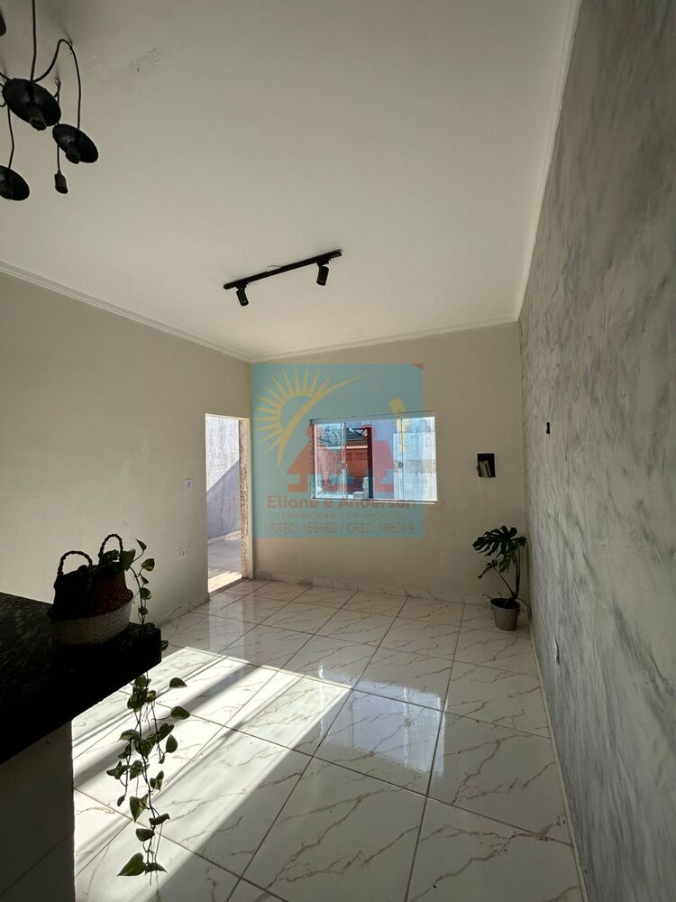 Casa, 2 quartos, 72 m² - Foto 2
