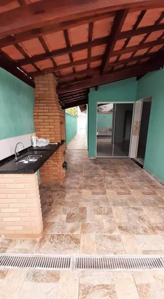 Casa à venda com 2 quartos, 67m² - Foto 4