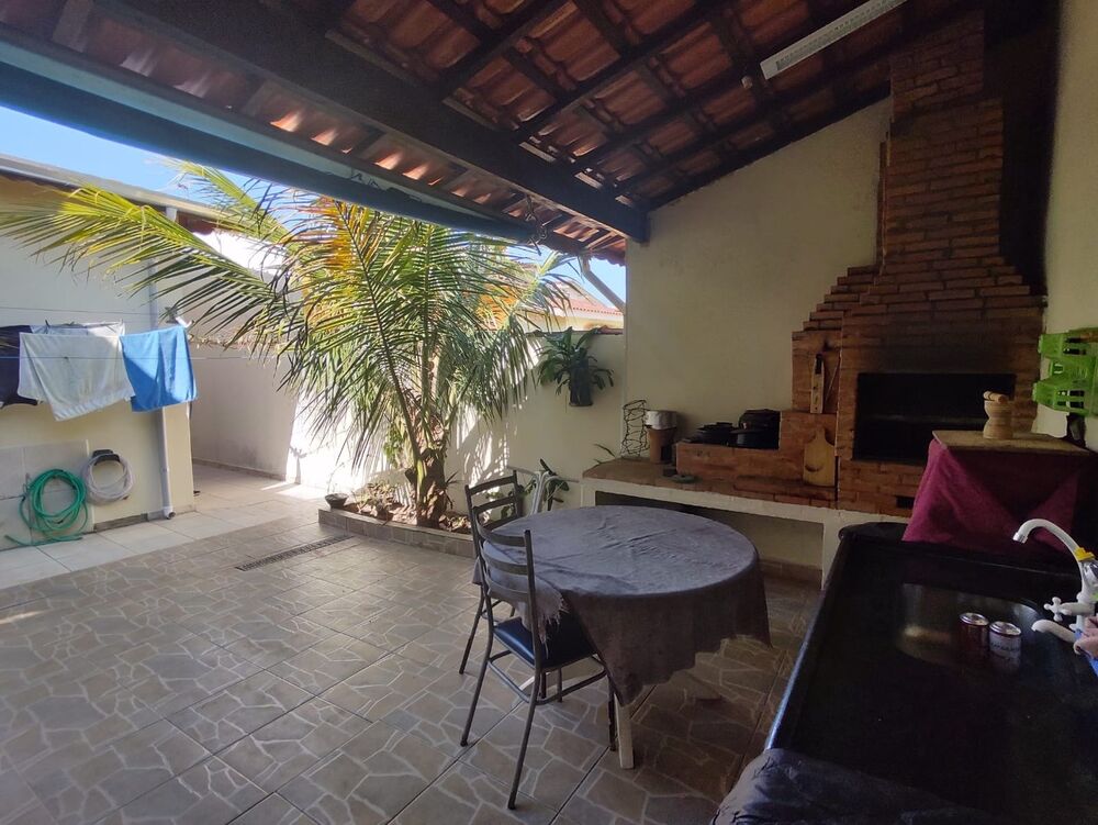 Casa, 3 quartos, 79 m² - Foto 2