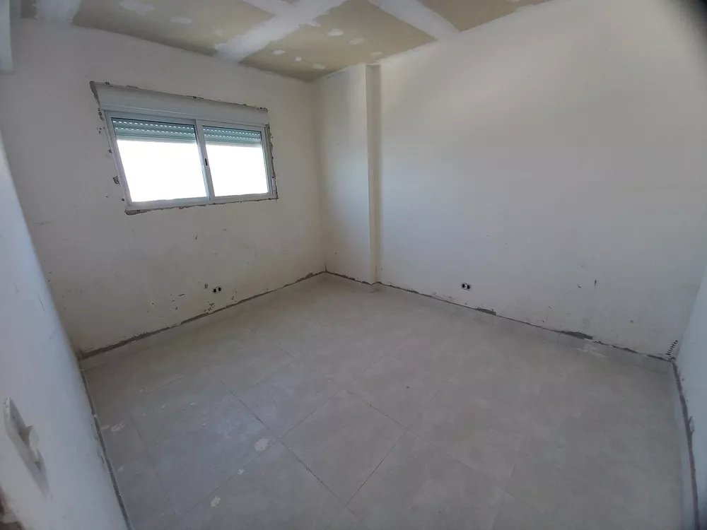 Apartamento à venda com 2 quartos, 77m² - Foto 4