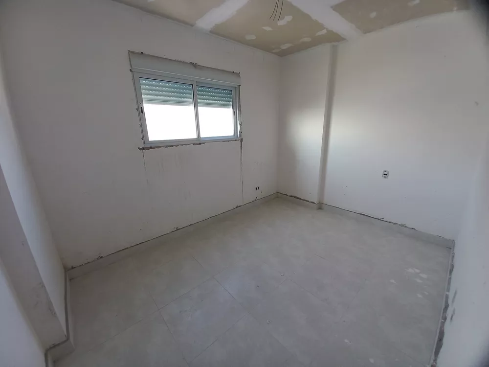 Apartamento à venda com 2 quartos, 77m² - Foto 3