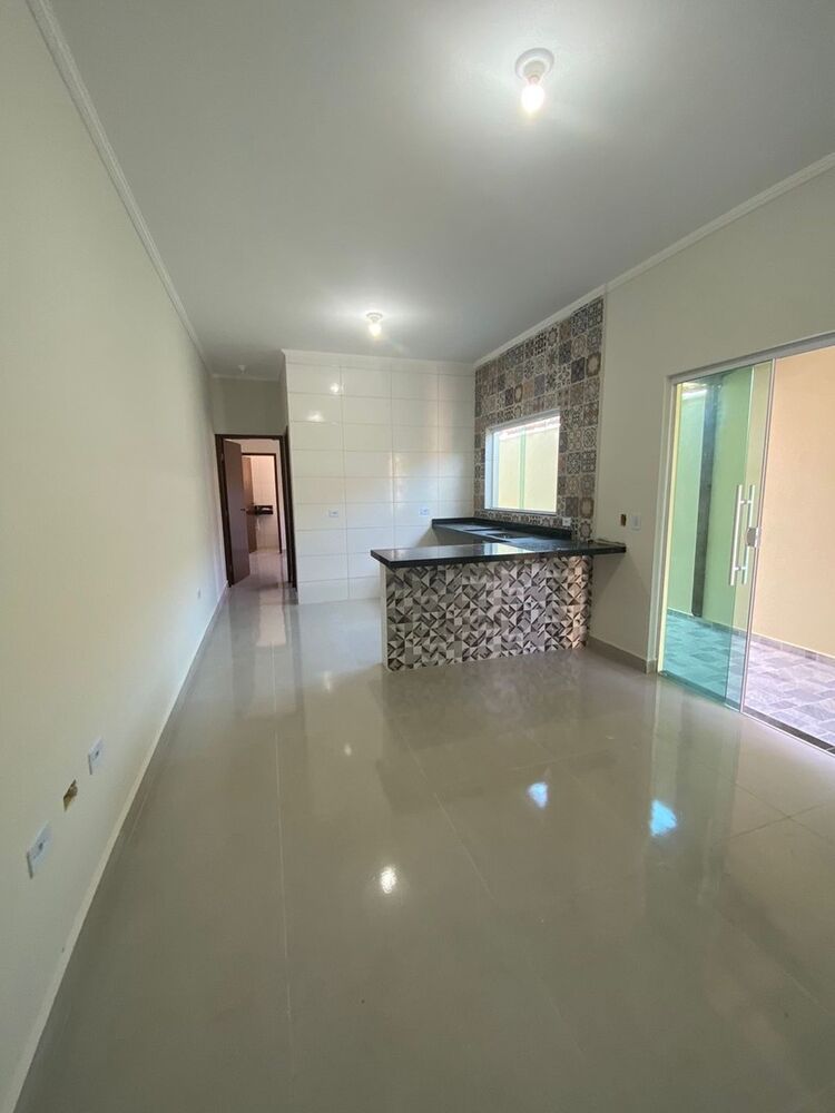 Casa, 2 quartos, 67 m² - Foto 1