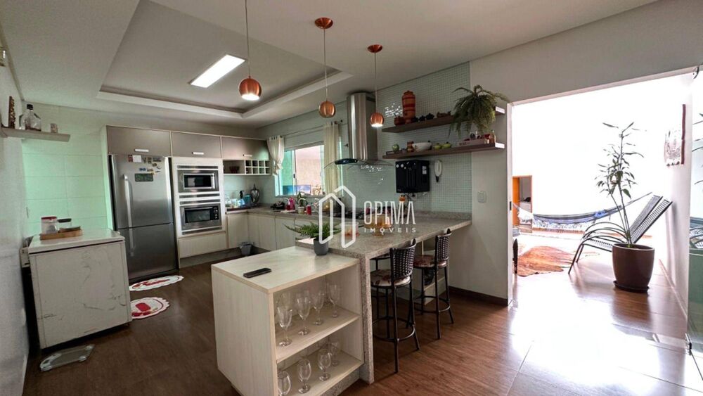 Casa, 3 quartos, 272 m² - Foto 10