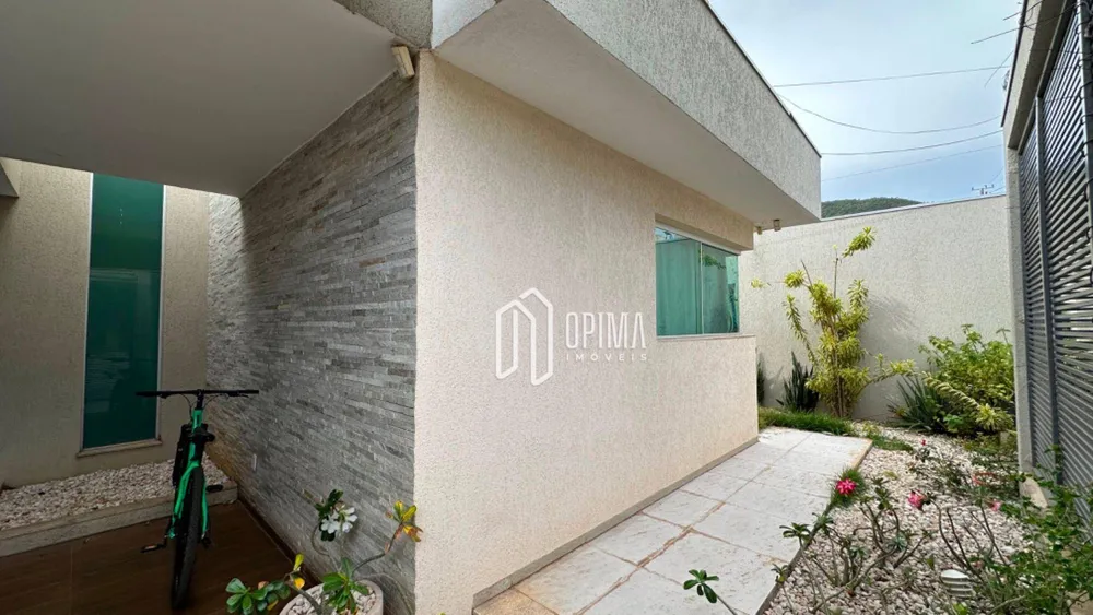 Casa, 3 quartos, 272 m² - Foto 2