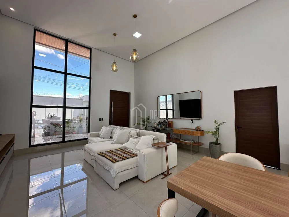 Casa, 3 quartos, 204 m² - Foto 3