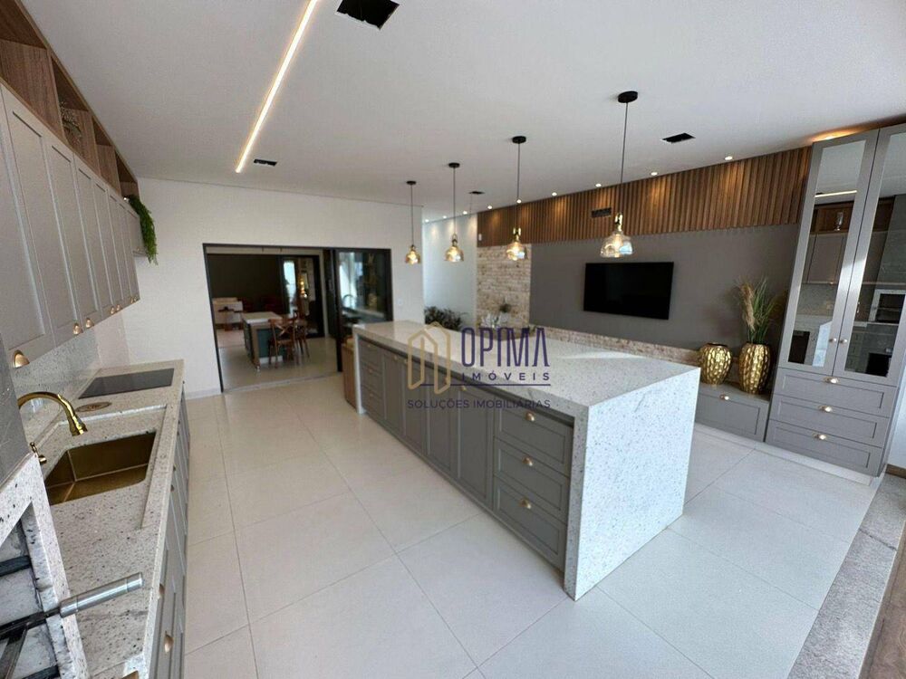 Casa à venda com 3 quartos, 254m² - Foto 7