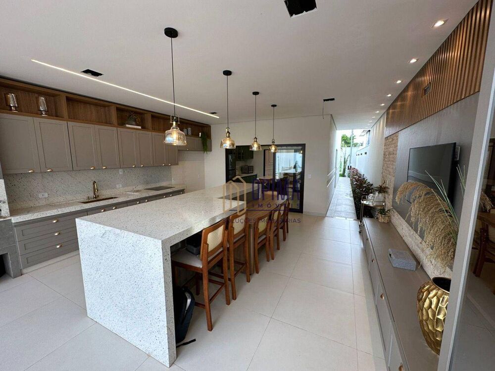 Casa à venda com 3 quartos, 254m² - Foto 6
