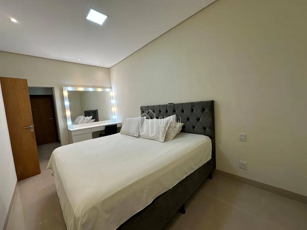Casa, 3 quartos, 220 m² - Foto 3
