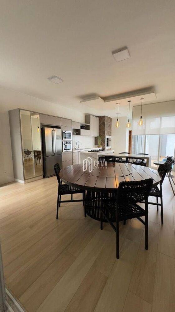 Casa, 3 quartos, 210 m² - Foto 3