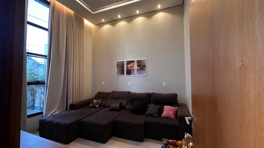 Casa, 3 quartos, 204 m² - Foto 2