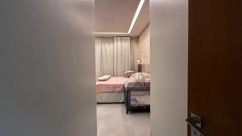 Casa, 3 quartos, 204 m² - Foto 13