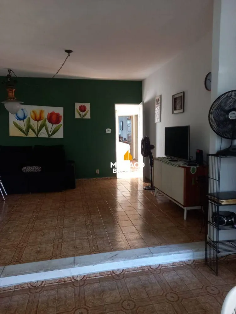 Casa, 4 quartos, 250 m² - Foto 1