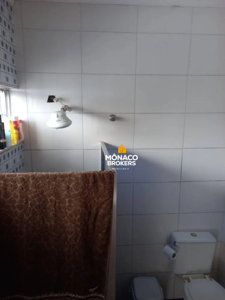 Casa, 4 quartos, 250 m² - Foto 11