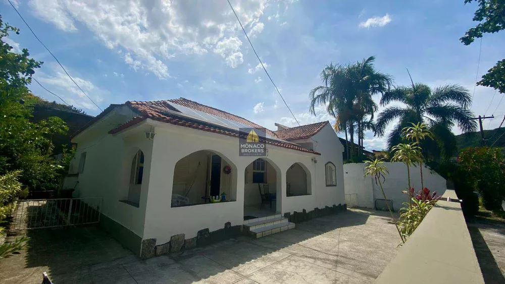 Casa, 6 quartos, 208 m² - Foto 2