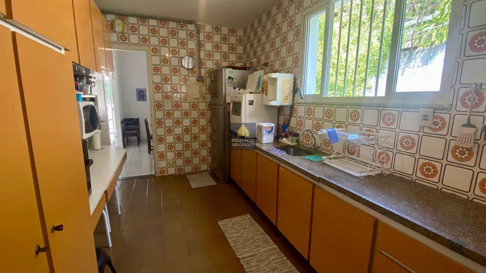 Casa, 6 quartos, 208 m² - Foto 23