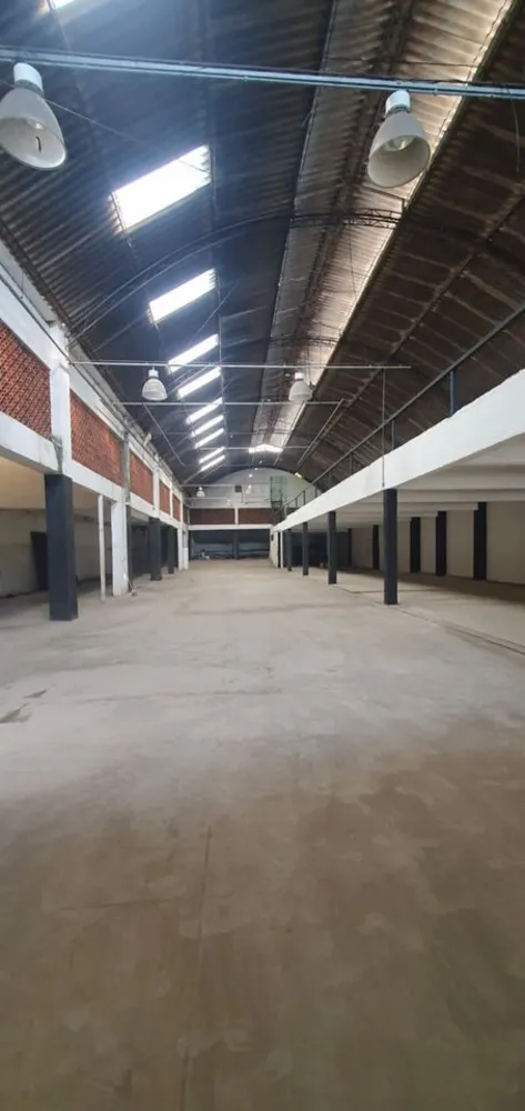 Depósito-Galpão, 3000 m² - Foto 1
