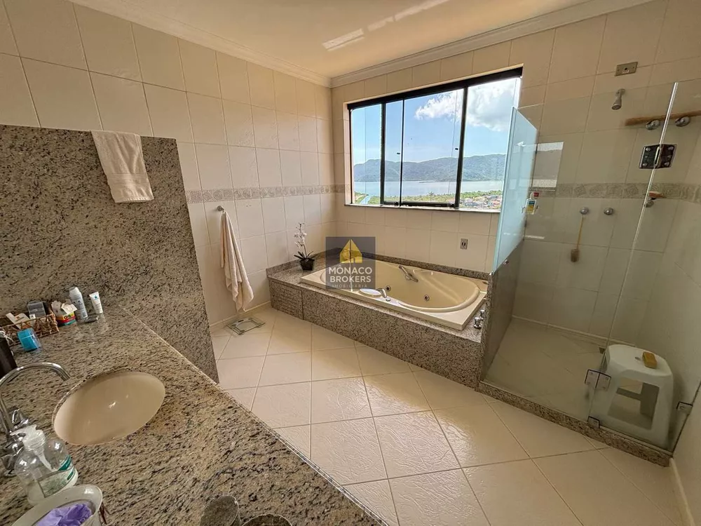 Casa, 4 quartos, 350 m² - Foto 9