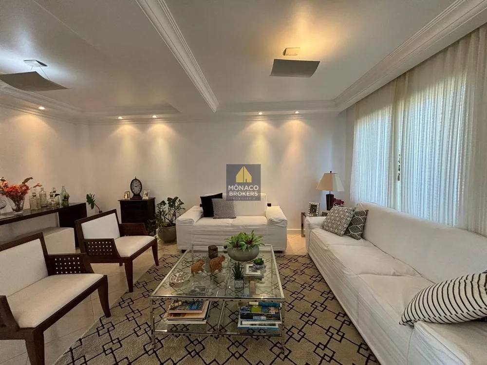 Casa, 4 quartos, 350 m² - Foto 1